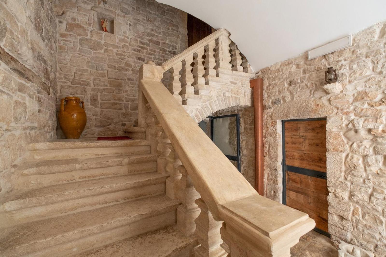 Palazzo Rizzi Dimora Dei Templari Ξενοδοχείο Bitetto Εξωτερικό φωτογραφία